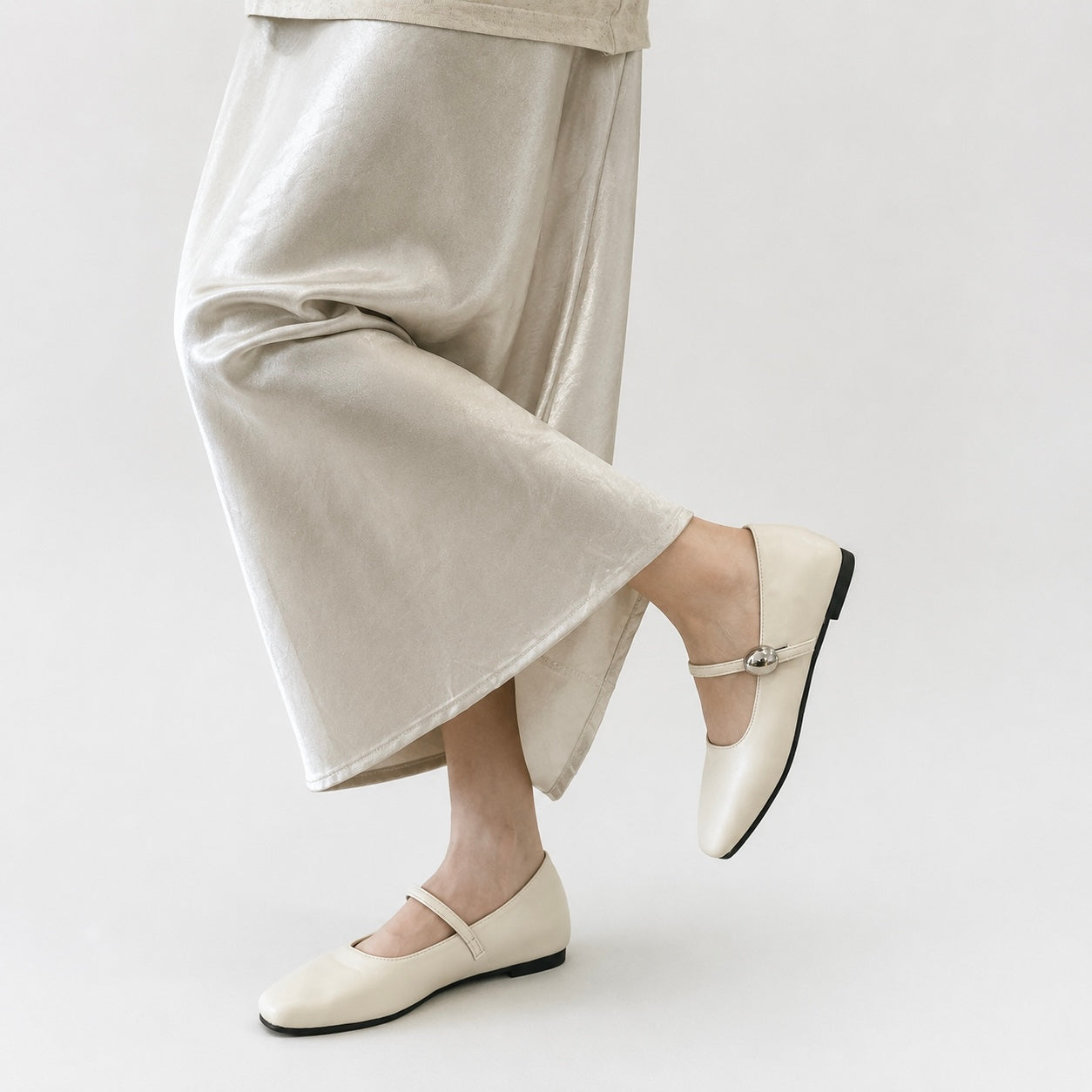 Women’s Mabel Leather Strap Mary Jane Flats