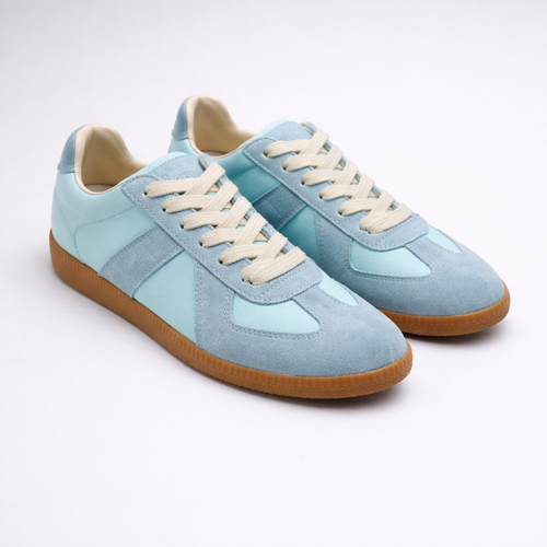 Arden Sneakers
